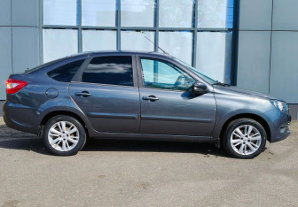 Подержанный автомобиль LADA (ВАЗ) Granta Hatchback 2021 года (6 фото)