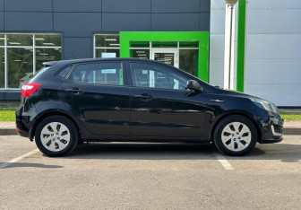 Подержанный автомобиль Kia Rio Hatchback 2015 года (4 фото)