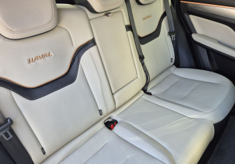 Подержанный автомобиль Haval Jolion 2022 года (11 фото)