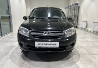 Подержанный автомобиль LADA (ВАЗ) Granta Liftback 2014 года (2 фото)