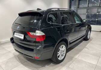 Подержанный автомобиль BMW X3 2007 года (5 фото)