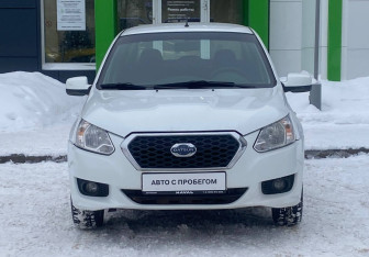 Подержанный автомобиль Datsun on-DO 2015 года (2 фото)