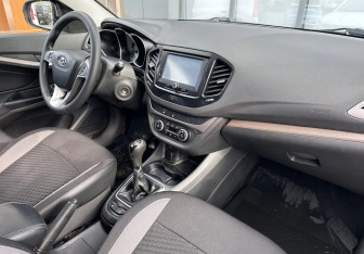 Подержанный автомобиль LADA (ВАЗ) Vesta Wagon 2018 года (10 фото)
