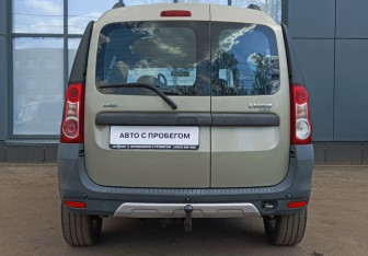 Подержанный автомобиль LADA (ВАЗ) Largus Wagon 2016 года (5 фото)