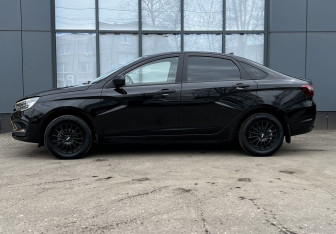 Подержанный автомобиль LADA (ВАЗ) Vesta Sedan 2024 года (5 фото)