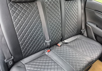 Подержанный автомобиль Kia Rio Sedan 2017 года (10 фото)