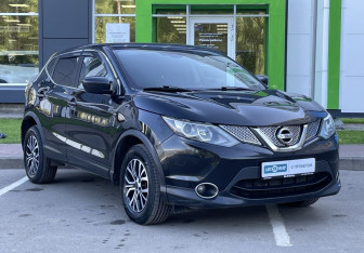 Подержанный автомобиль Nissan Qashqai 2016 года (3 фото)