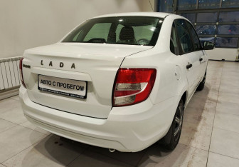Подержанный автомобиль LADA (ВАЗ) Granta Sedan 2024 года (10 фото)