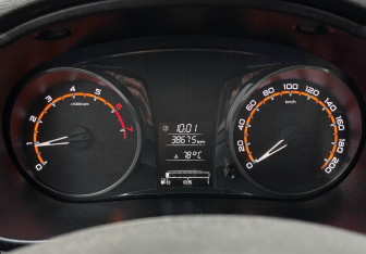 Подержанный автомобиль LADA (ВАЗ) Granta Liftback 2023 года (12 фото)