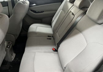 Подержанный автомобиль Chevrolet Orlando 2012 года (13 фото)