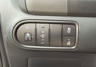 Подержанный автомобиль Kia Cerato Sedan 2016 года (14 фото)