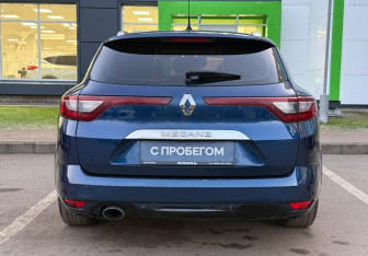 Подержанный автомобиль Renault Megane Wagon 2018 года (6 фото)