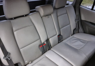 Подержанный автомобиль Hyundai Santa Fe 2008 года (10 фото)