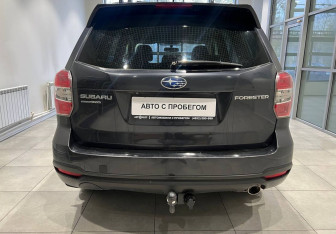 Подержанный автомобиль Subaru Forester Suv 2013 года (6 фото)