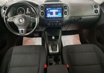 Подержанный автомобиль Volkswagen Tiguan 2014 года (13 фото)