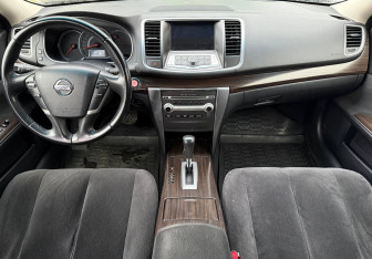 Подержанный автомобиль Nissan Teana 2012 года (11 фото)
