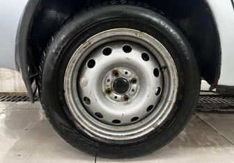 Подержанный автомобиль LADA (ВАЗ) Kalina Wagon 2012 года (13 фото)