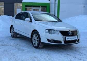 Подержанный автомобиль Volkswagen Passat Sedan 2008 года (3 фото)