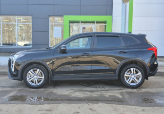 Подержанный автомобиль Haval Jolion 2025 года (8 фото)