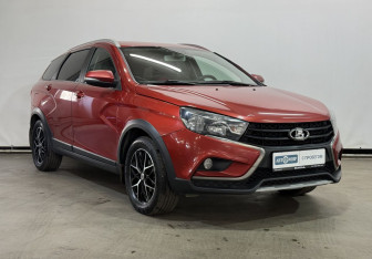 Подержанный автомобиль LADA (ВАЗ) Vesta Wagon 2018 года (3 фото)