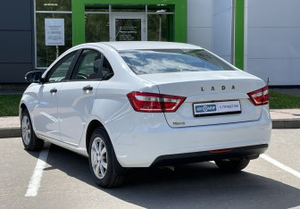 Подержанный автомобиль LADA (ВАЗ) Vesta Sedan 2020 года (7 фото)