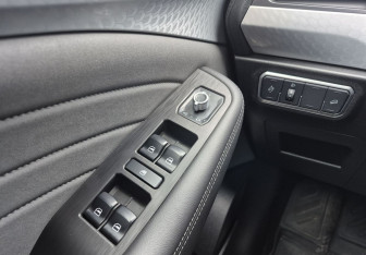 Подержанный автомобиль Haval F7 2023 года (12 фото)
