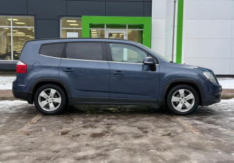 Подержанный автомобиль Chevrolet Orlando 2014 года (4 фото)