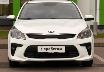Подержанный автомобиль Kia Rio Sedan 2017 года (2 фото)
