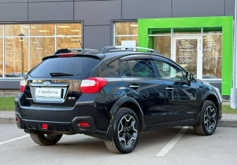 Подержанный автомобиль Subaru XV 2014 года (5 фото)
