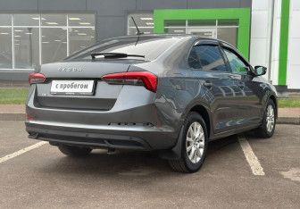 Подержанный автомобиль Skoda Rapid Liftback 2022 года (5 фото)