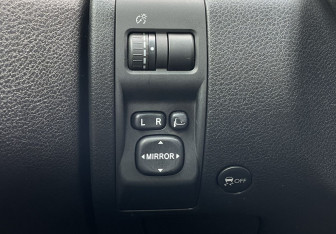 Подержанный автомобиль Subaru Forester Suv 2010 года (16 фото)
