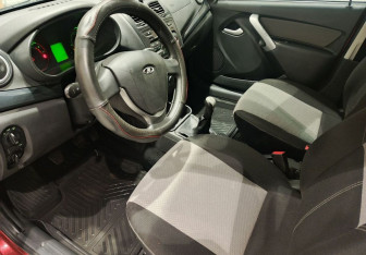 Подержанный автомобиль LADA (ВАЗ) Kalina Wagon 2018 года (10 фото)