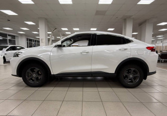 Подержанный автомобиль Haval F7x 2022 года (8 фото)