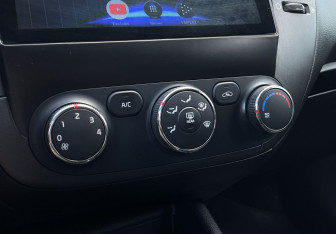 Подержанный автомобиль Kia Cerato Sedan 2014 года (17 фото)