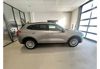 Новый Haval Jolion 2025 (8 фото)
