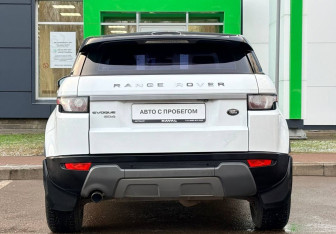 Подержанный автомобиль Land Rover Range Rover Evoque 2014 года (6 фото)