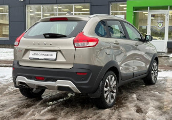 Подержанный автомобиль LADA (ВАЗ) XRAY 2019 года (5 фото)