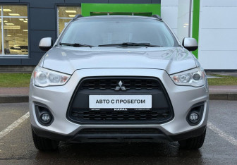 Подержанный автомобиль Mitsubishi ASX 2014 года (2 фото)
