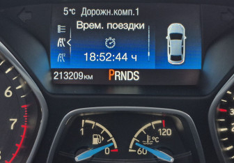 Подержанный автомобиль Ford Focus Wagon 2018 года (12 фото)