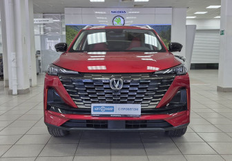 Подержанный автомобиль Changan CS55PLUS 2023 года (2 фото)