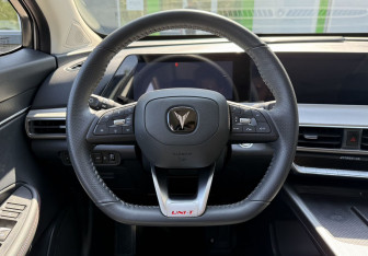 Подержанный автомобиль Changan UNI-T 2023 года (14 фото)