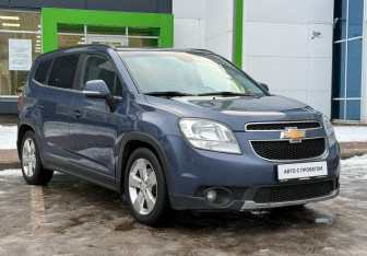 Подержанный автомобиль Chevrolet Orlando 2014 года (3 фото)