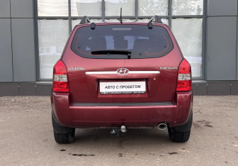 Подержанный автомобиль Hyundai Tucson 2008 года (5 фото)
