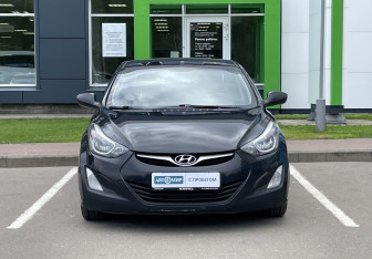 Подержанный автомобиль Hyundai Elantra Sedan 2014 года (2 фото)