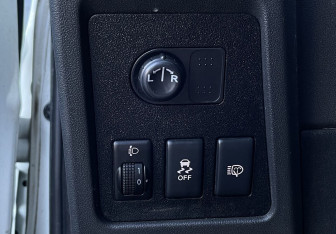 Подержанный автомобиль Nissan Qashqai 2011 года (13 фото)