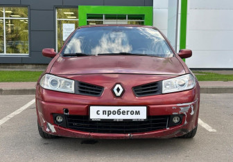Подержанный автомобиль Renault Megane Sedan 2007 года (2 фото)