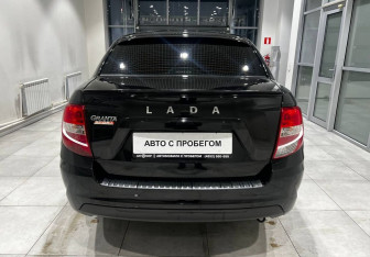 Подержанный автомобиль LADA (ВАЗ) Granta Sedan 2023 года (7 фото)