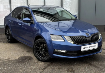 Подержанный автомобиль Skoda Octavia Liftback 2018 года (3 фото)