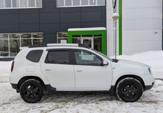 Подержанный автомобиль Renault Duster 2019 года (4 фото)