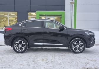 Подержанный автомобиль Haval F7x 2021 года (4 фото)